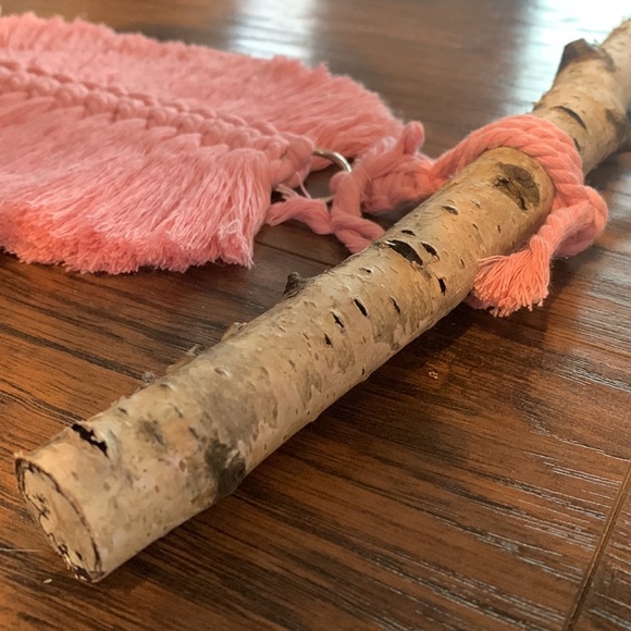 Handmade Feather Wall Decor - Picture 4 of 11